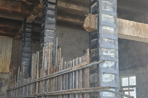 湖北宜化化工有限公司廠房立柱包鋼加固